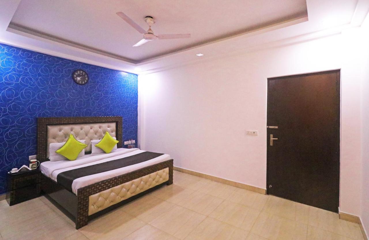 Hotel Ashoka Palace Near Igi Airport New Delhi Exterior photo